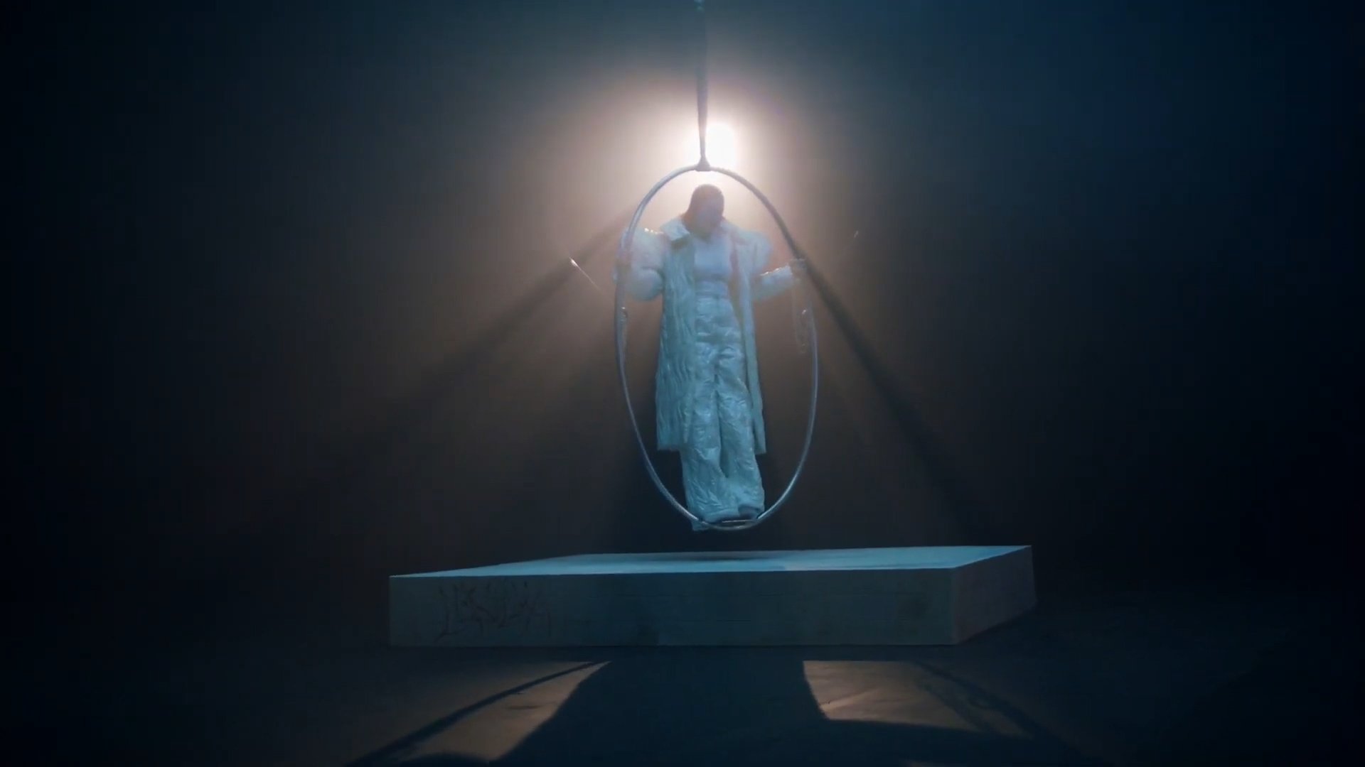 Amelia Moore - i feel everything still 6