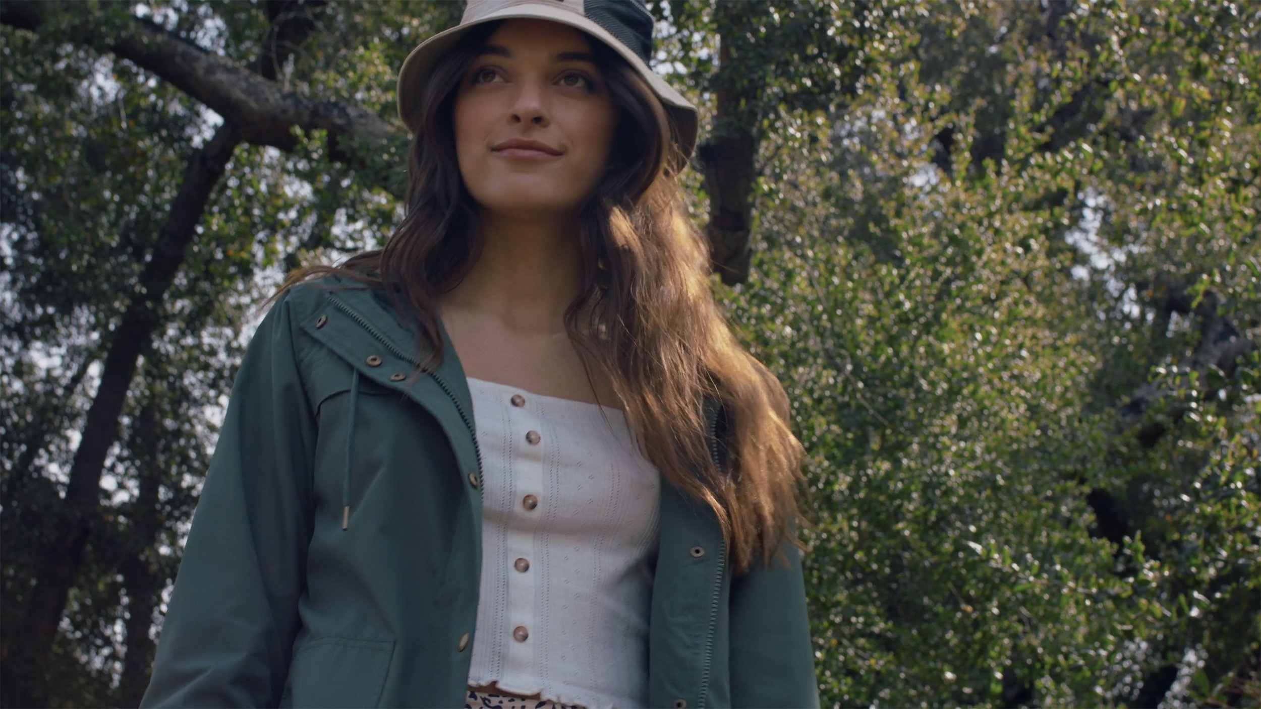 Amazon Fashion still 10